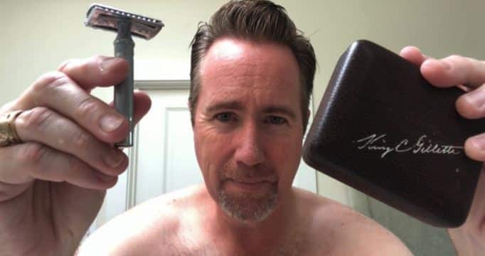 How To Use A Razor Safely