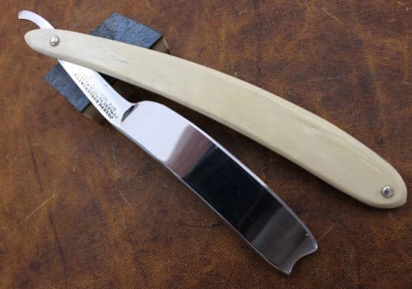 Best Vintage Straight Razor Brands - MenShavingClub.com